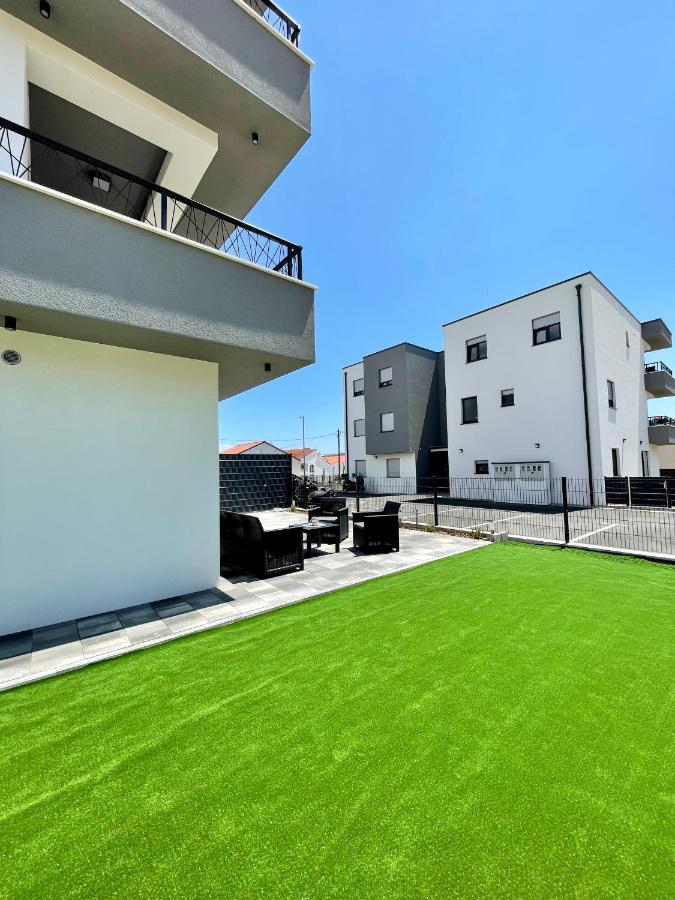 Apartments Maya & Tina Trogir Extérieur photo